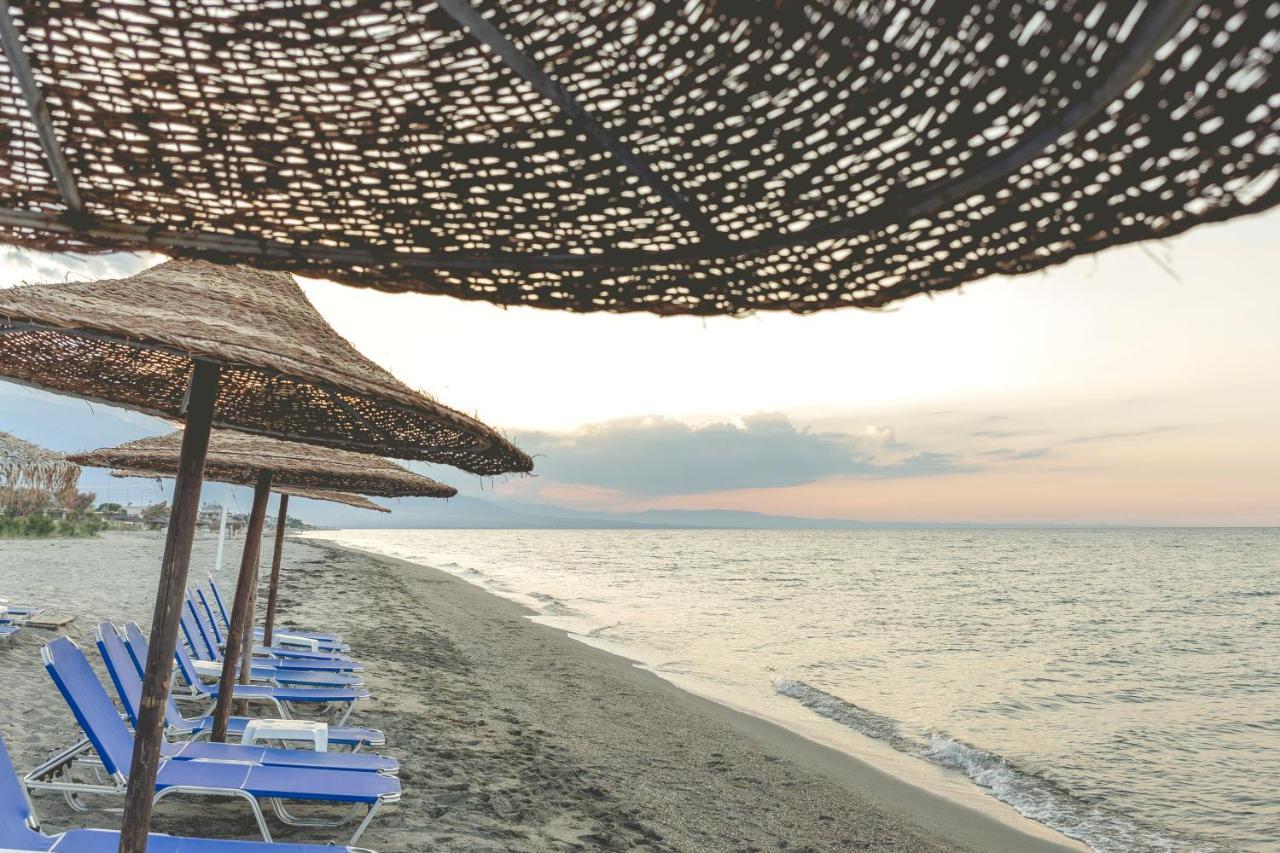 Villa Yianna Néa Meságkala Buitenkant foto