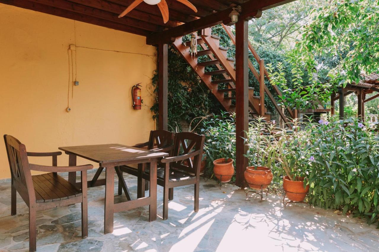 Villa Yianna Néa Meságkala Buitenkant foto