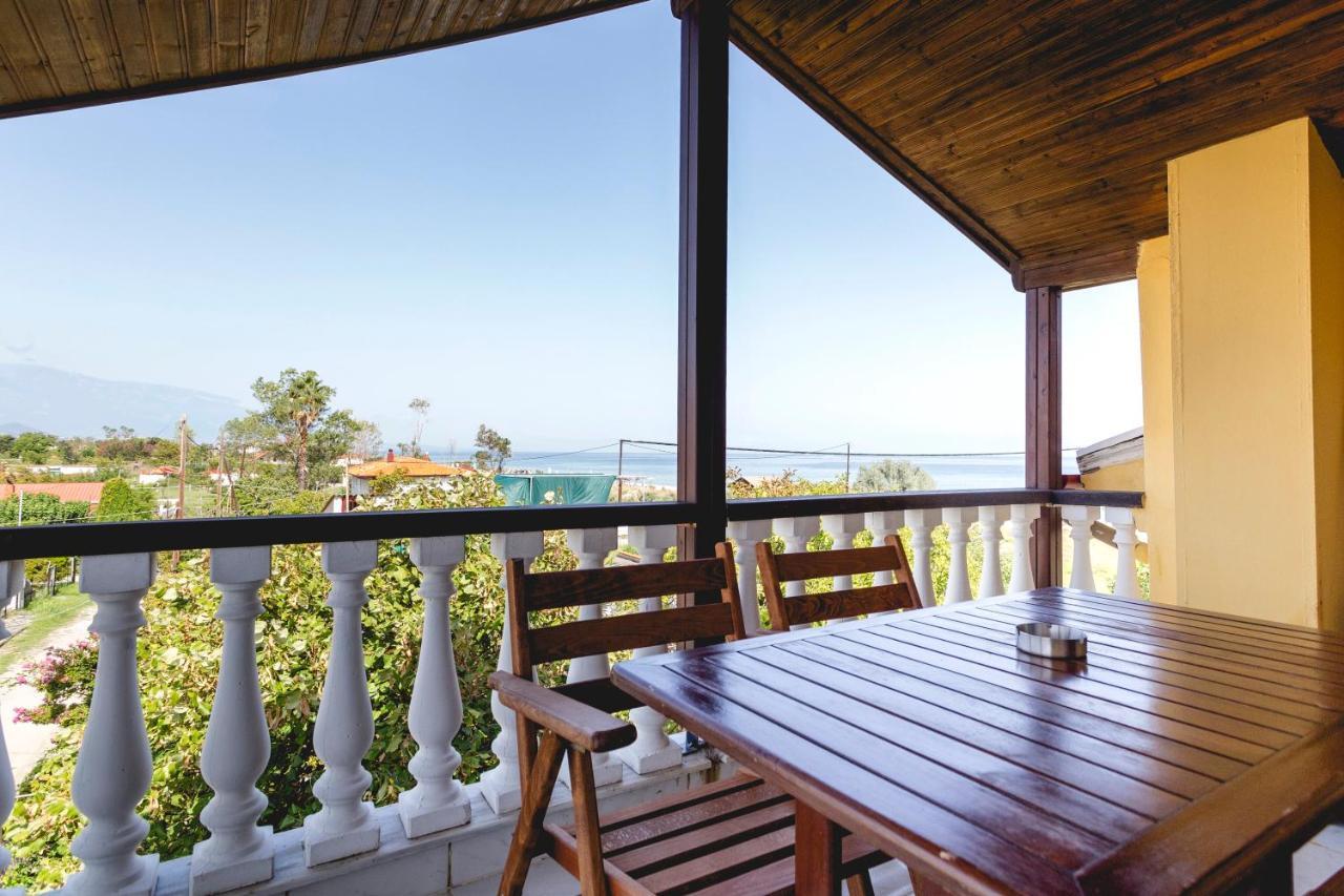 Villa Yianna Néa Meságkala Buitenkant foto