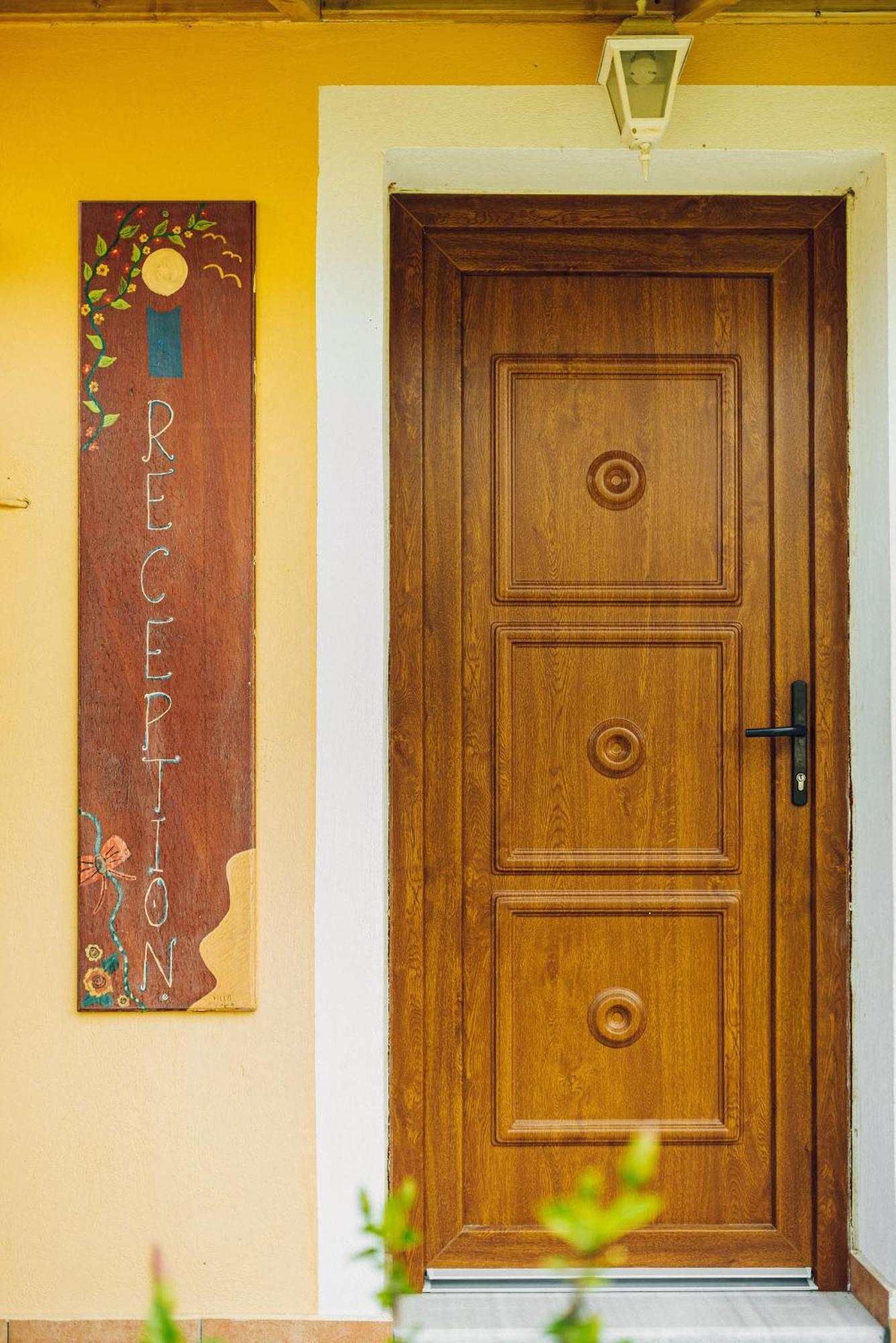 Villa Yianna Néa Meságkala Buitenkant foto