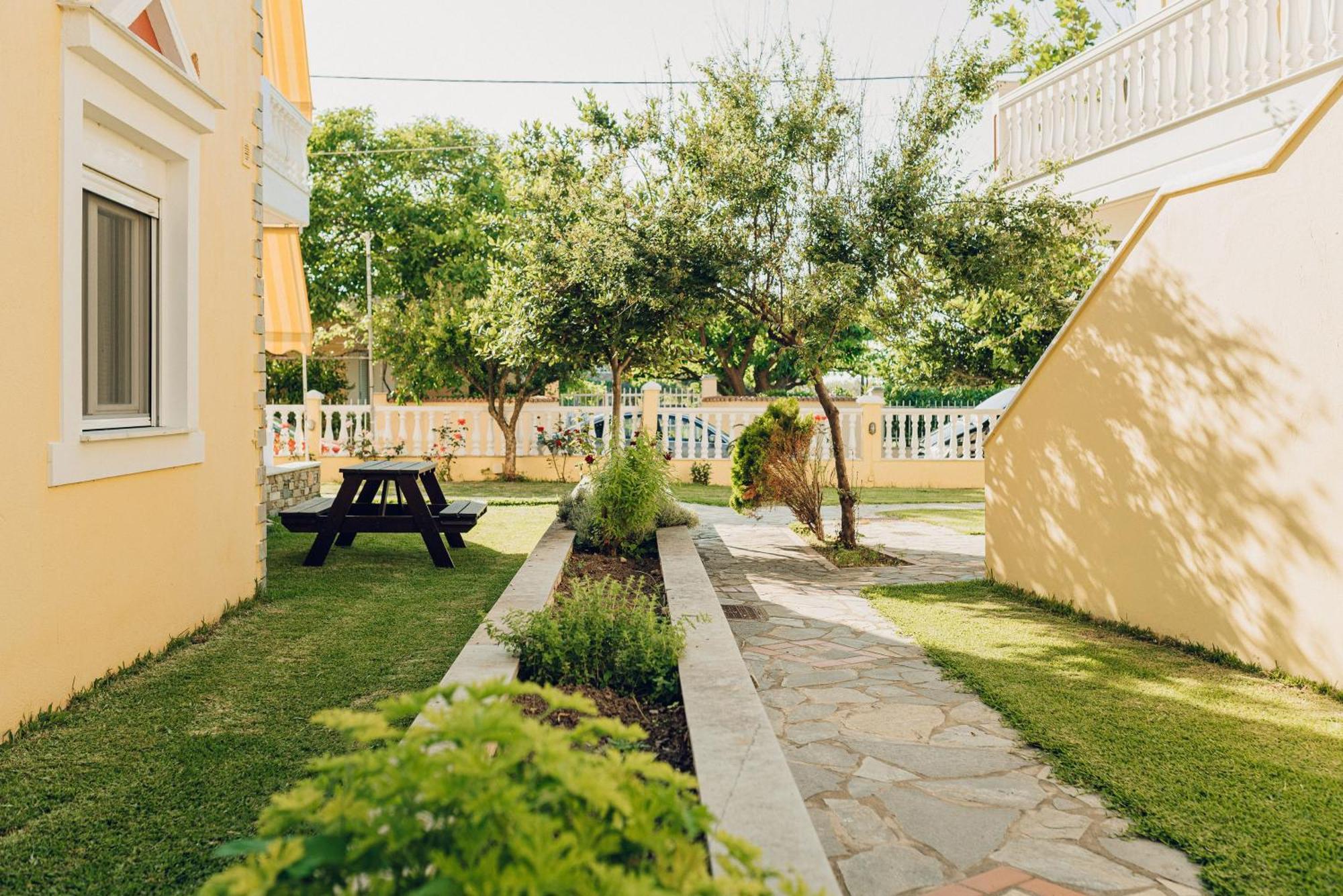 Villa Yianna Néa Meságkala Buitenkant foto